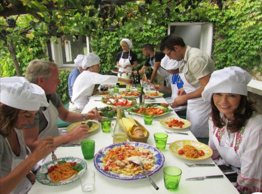 Heritage Farmhouse Cooking Class at La Tagliata in Positano